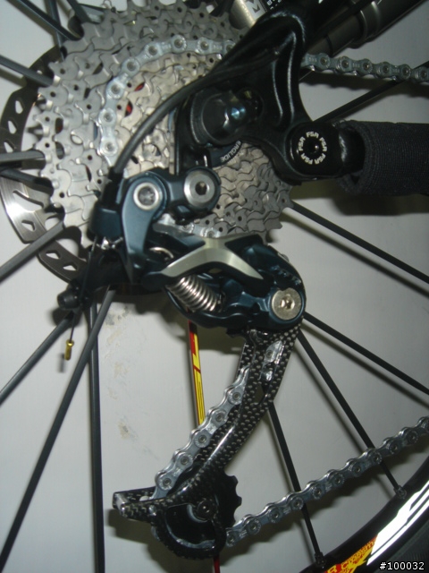 新的０８..XTR.........後變....夜襲部隊的重裝上陣....SPECIALIZED EPIC.......上..