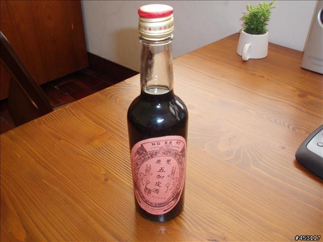[分享] 小弟家的珍藏酒  18歲以下請勿喝酒唷>"<