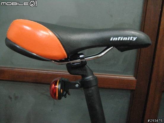 [分享] INFINITY 小折開箱文 及 不負責任與 DAHON VD7比較(圖多)