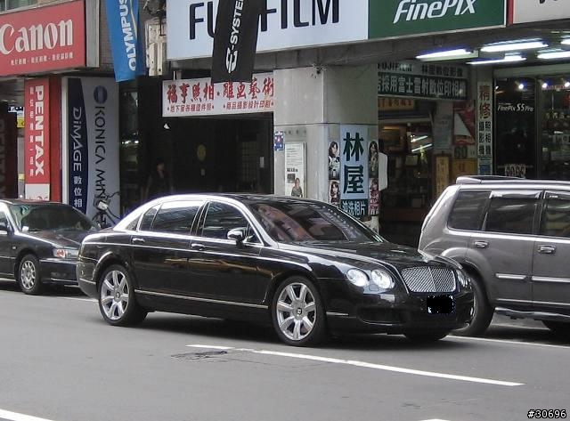 拍到高級卻不知名的車