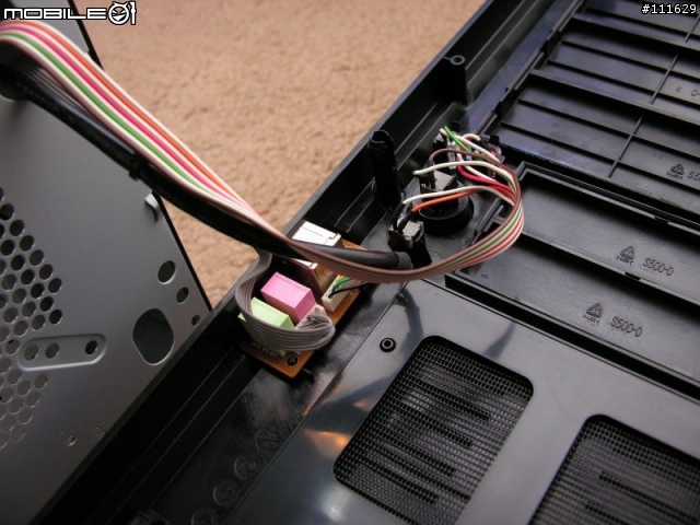 [機殼開箱]超值機殼 Thermaltake SppranoRS 101