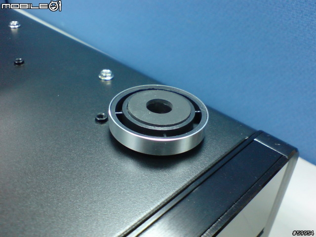 [分享]SilverStone SST-LC04--銀欣 slim type小型HTPC機殼