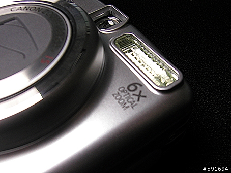 又輕又小的隨身機...Canon PowerShot A720 IS