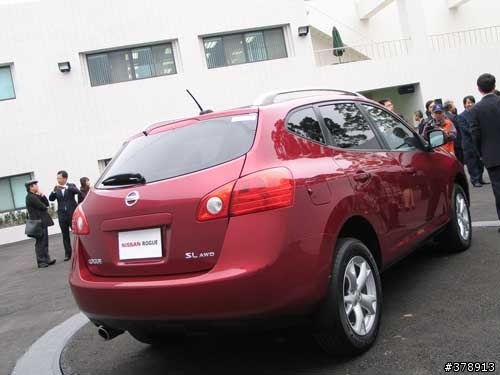 Nissan Rogue指名單挑Honda CR-V