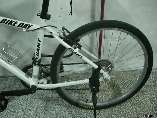 BikeDay?女王! 我騎了200了 只遇到一個一樣車的(以補圖)