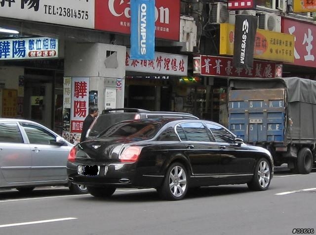 拍到高級卻不知名的車