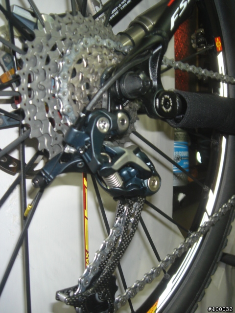新的０８..XTR.........後變....夜襲部隊的重裝上陣....SPECIALIZED EPIC.......上..