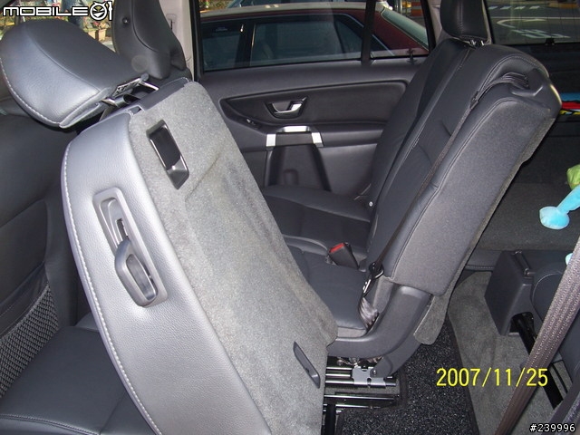 [分享] 不專業的VOLVO XC-90 D5 2.4L 新車分享文