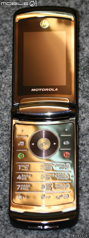 Motorola V8 2GB 褐金色實機分享圖