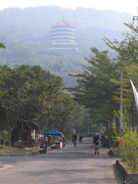 再探大岡山佬師坡與盤龍峽谷.....