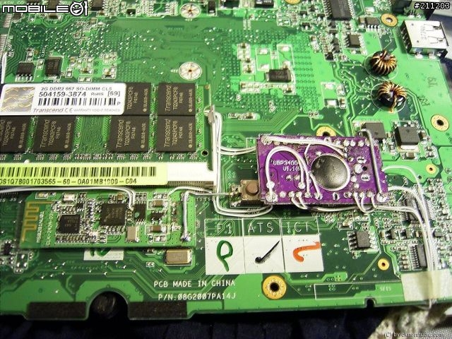 [Eee PC] 2 x 16GB 行動碟 + USB Hub + 藍芽改裝