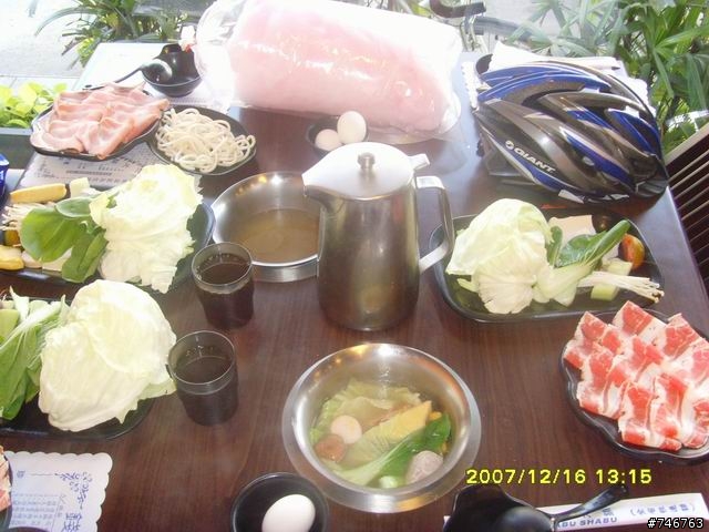 挺搞笑的虎頭山半日遊(有黑貓妹喔)