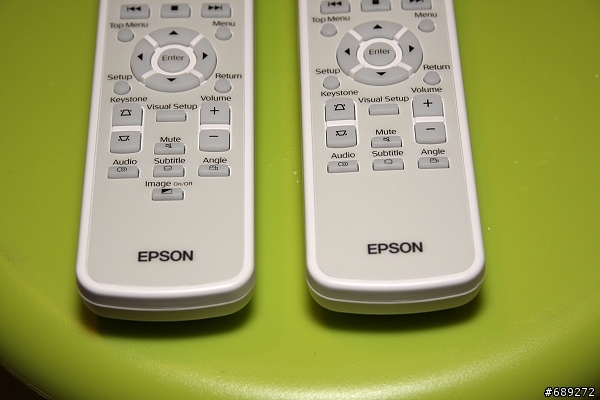 可以180度旋轉的"很簡單"投影機－EPSON EMP-TWD10 開箱文