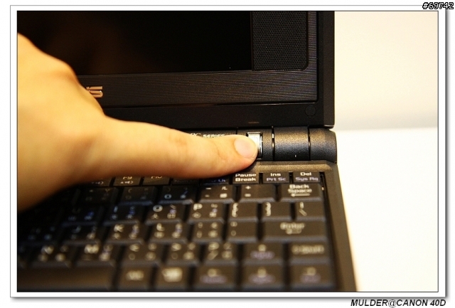 [MoMo桑分享] 我的Eee PC ~ ASUS 8G 黑色版本