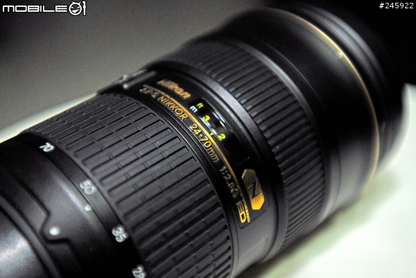 [附 F6 實拍效果] Nikon 24-70mm 公司貨開箱