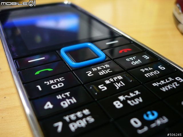 儉約大方的NOKIA 3500 Classic(新增室外拍攝圖)