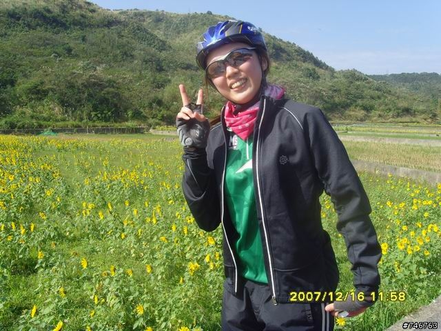 挺搞笑的虎頭山半日遊(有黑貓妹喔)