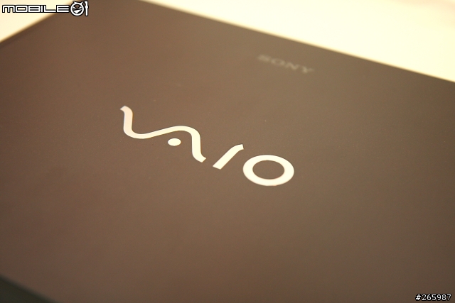 開箱分享(Sony VGN-G218TN/T),12/08新增灌回XP心得