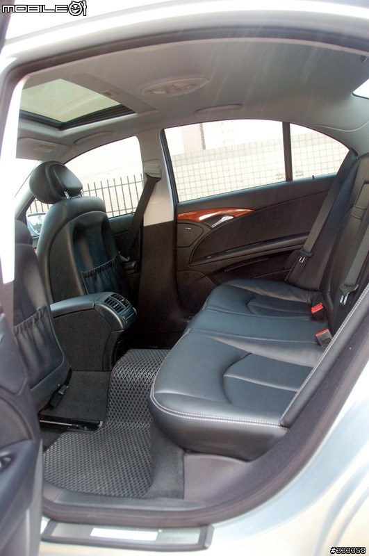 [分享] 2008 年款 Mercedes Benz E280 Sport Package