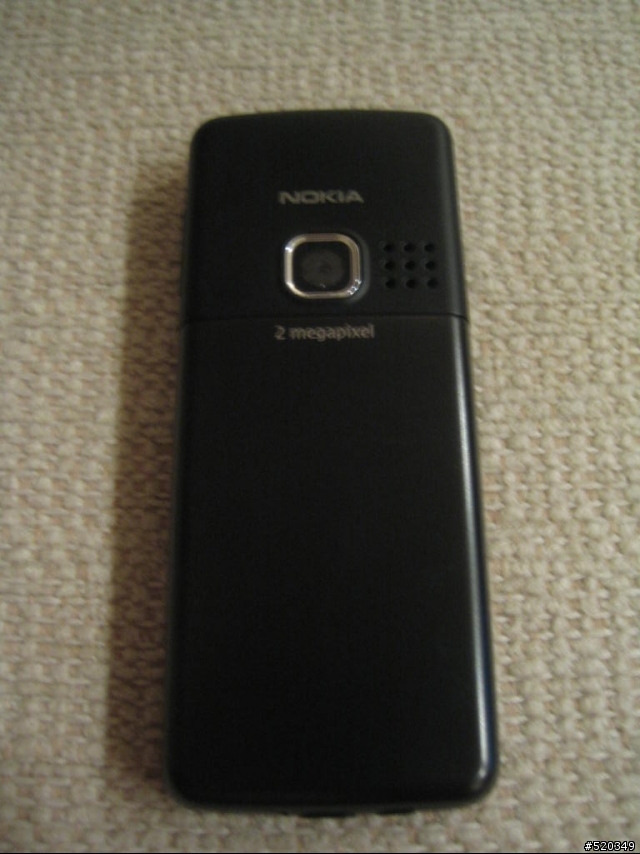 分享黑色的NOKIA 6300