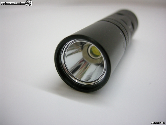 冷掉了的Fenix P2D Q5 版開盒 XD !!