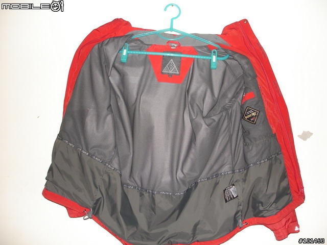 分享不負責任的GORE-TEX-Pro Shell衣服