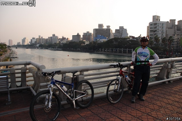 [遊記]11/30 苑裡-台南 單日200KM 12/01台南-高雄 60KM