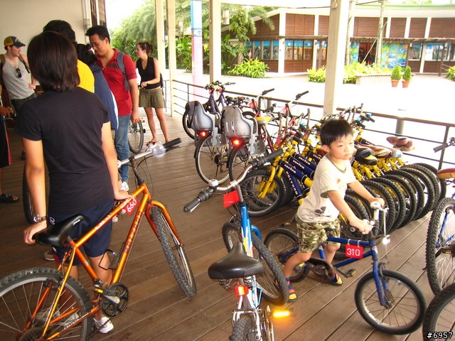 [票選] 竹蜻蜓新加坡秘書候選人照片12/19