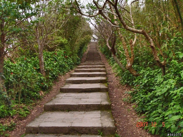 觀音山硬漢嶺(標高612公尺)