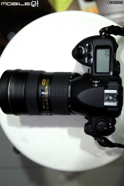 [附 F6 實拍效果] Nikon 24-70mm 公司貨開箱