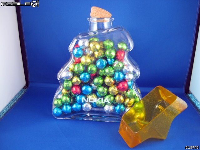 [分享] Nokia 聖誕繽紛糖果罐