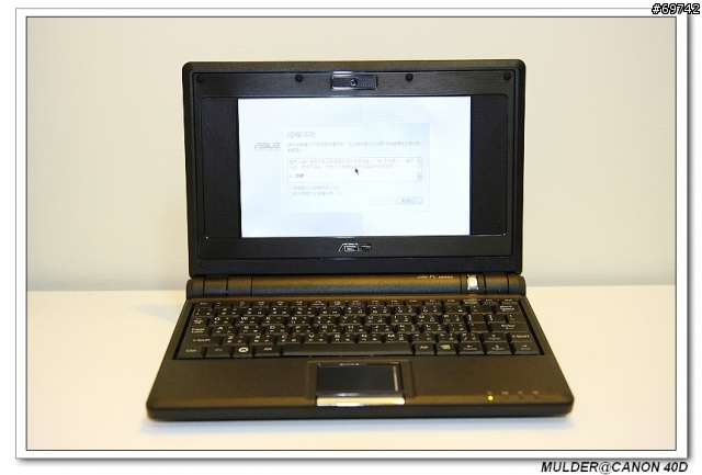 [MoMo桑分享] 我的Eee PC ~ ASUS 8G 黑色版本