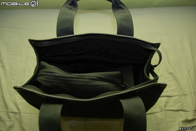 [$開箱$]又跌入泥坑之"貴死人的相機包".....Nikon x PORTER Original Tote Bag