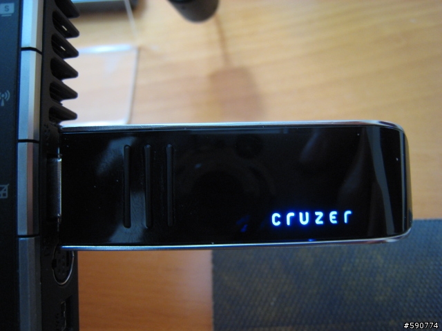 【分享】極度不專業的隨身碟開箱文 - SanDisk 4GB Cruzer Contour USB Drive