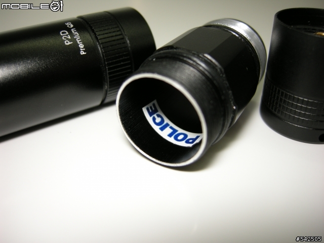 冷掉了的Fenix P2D Q5 版開盒 XD !!