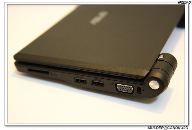[MoMo桑分享] 我的Eee PC ~ ASUS 8G 黑色版本