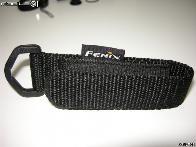 冷掉了的Fenix P2D Q5 版開盒 XD !!