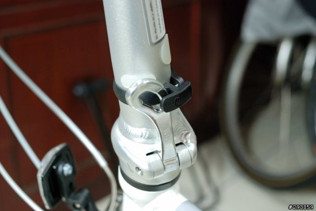 [分享] Dahon 2008 VITESSE D7 (12/14新增細部照片)
