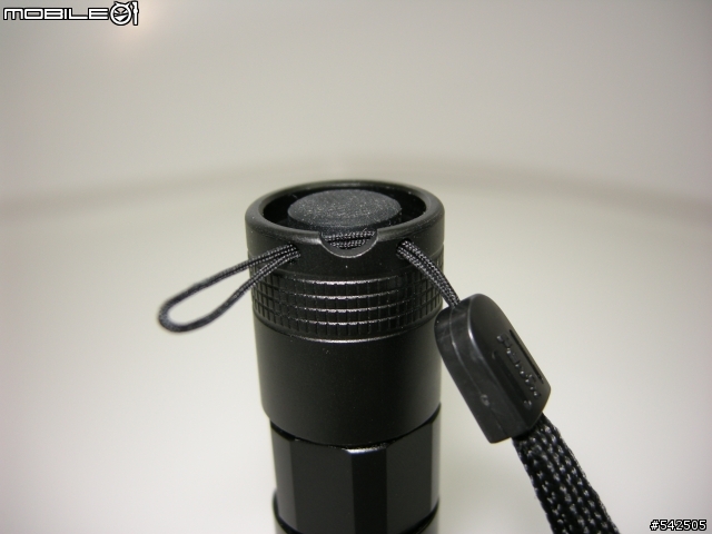 冷掉了的Fenix P2D Q5 版開盒 XD !!