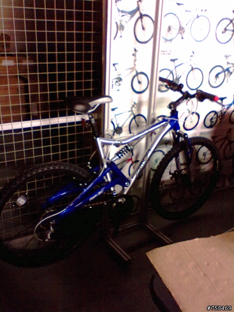 今天到分公司洽公 一直暈眩.....