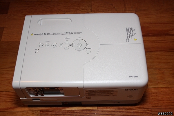 可以天花板投影的"很簡單"投影機－EPSON EMP-DM1 開箱文