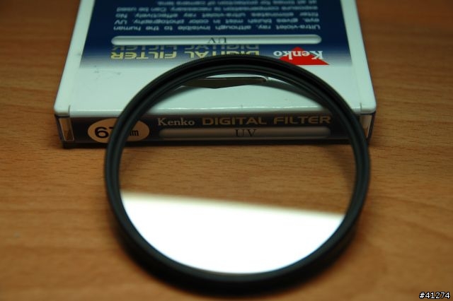 這塊UV鏡是假貨嗎....請大家幫我鑑定一下!!!