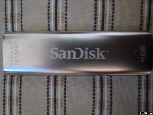 【分享】極度不專業的隨身碟開箱文 - SanDisk 4GB Cruzer Contour USB Drive