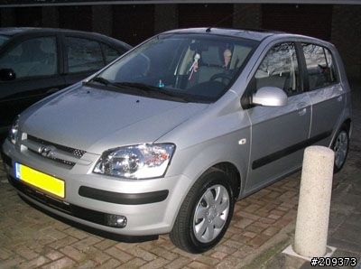 Hyundai i30 月光藍，香檳金，鋼鐵灰 你喜歡哪一個呢？(訂下鋼鐵灰了，謝謝大家的投票）