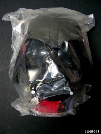 [分享] 哦~那性感的呼吸, 黝黑的肌膚 - Darth Vader黑武士組合頭盔