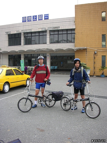 三隻老狗,20速dahon speed 小折強攻埡口