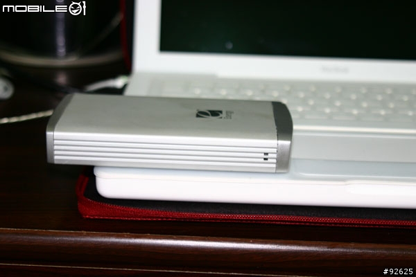 可拿來開機且便宜好用的IEEE 1394外接盒~(2.5吋 IDE HDD適用)