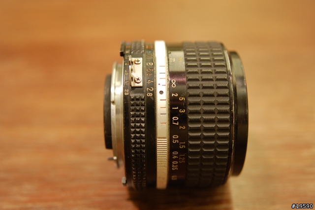 [發霉的手動鏡頭]Nikon AIS 24mm F2.8