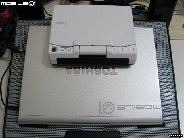 第一次入手Fujitsu筆電
