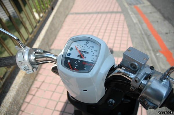 [分享]cuxi 100 白色......油類更換P2